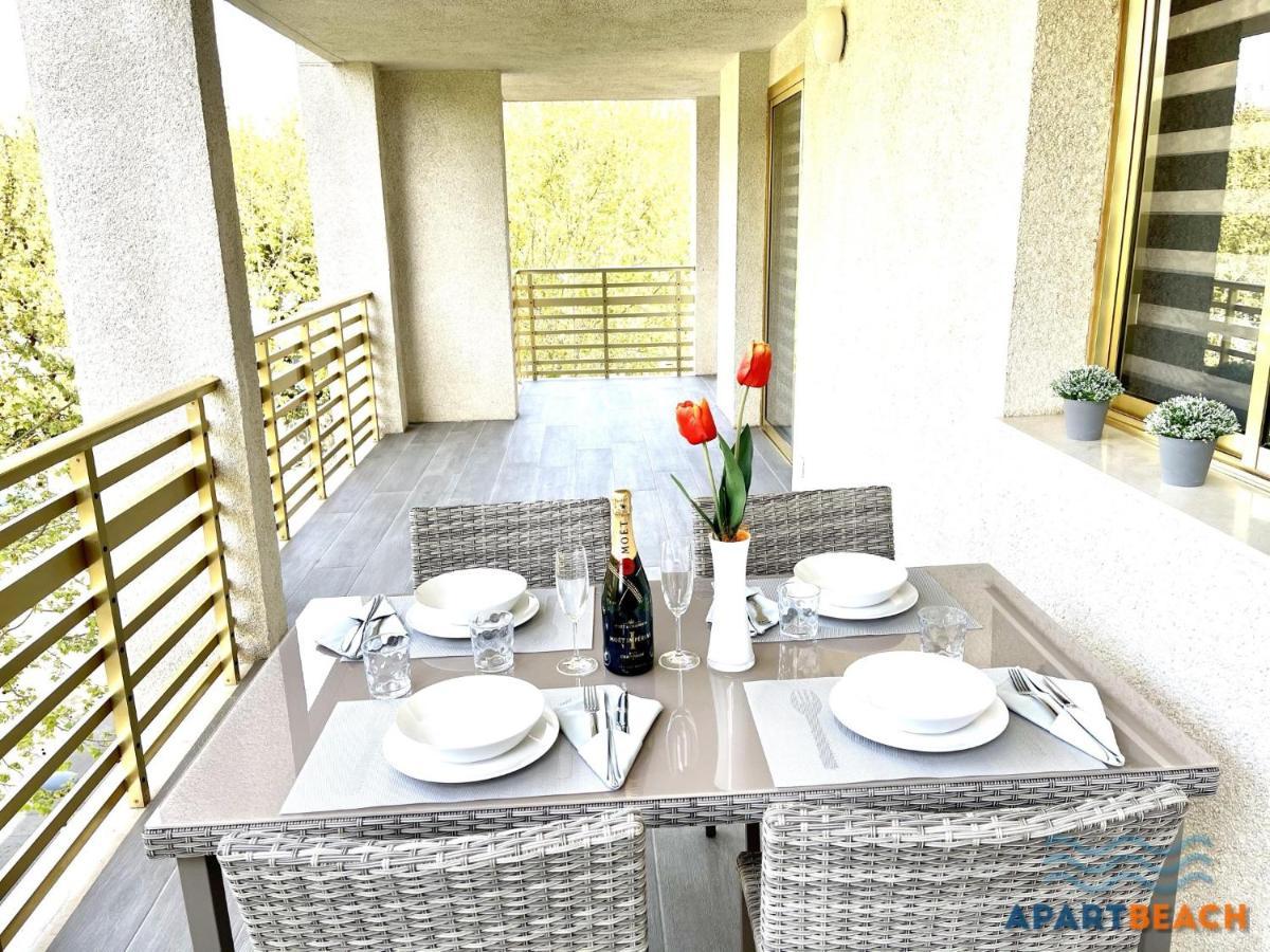 Apartbeach Novelty 3º Frente Playa Y Gran Terraza 살루 외부 사진